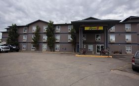 Super 8 By Wyndham Whitecourt