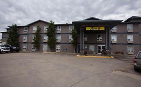 Super 8 By Wyndham Whitecourt